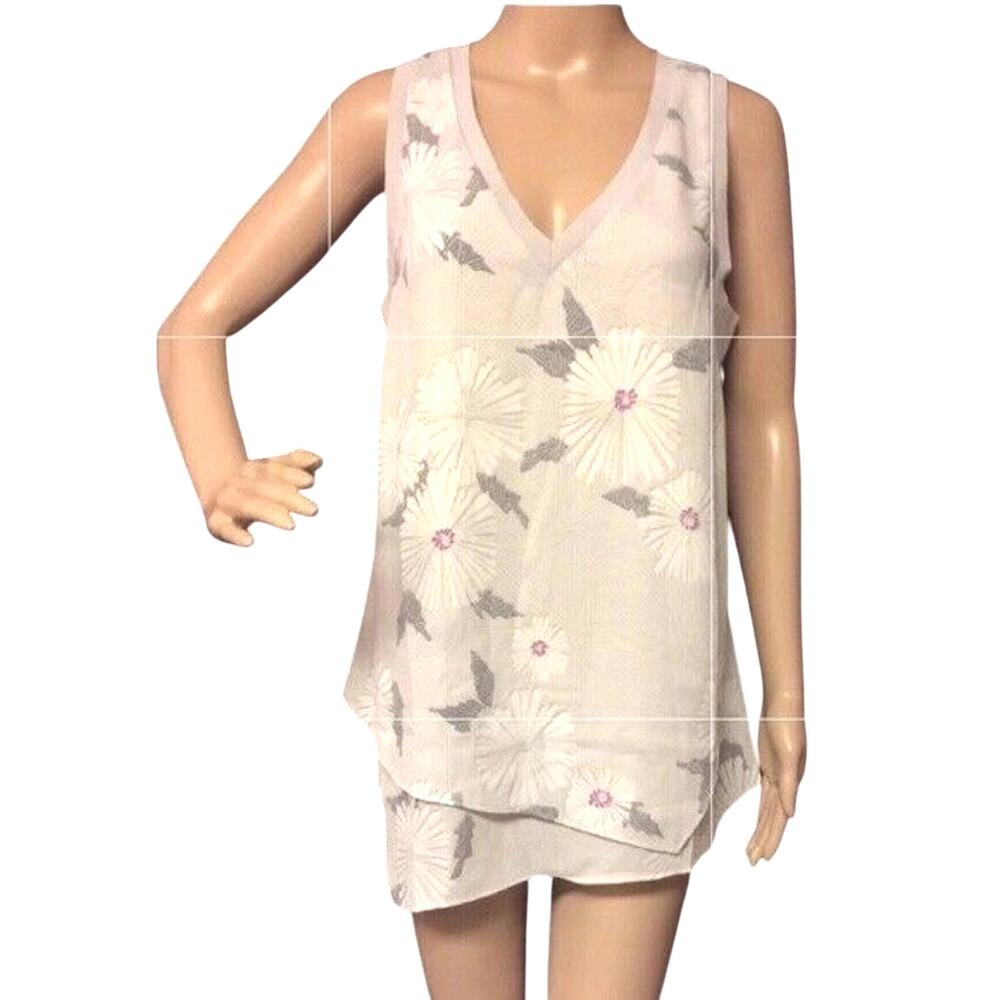 SLEEVELESS V-NECK FLORAL TOP GRAY PURPLE SILKY TOP CUT OUT SMALL TROUVE‎